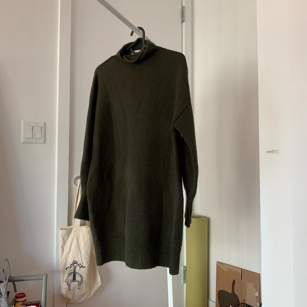 OAK + FORT olive green sweater